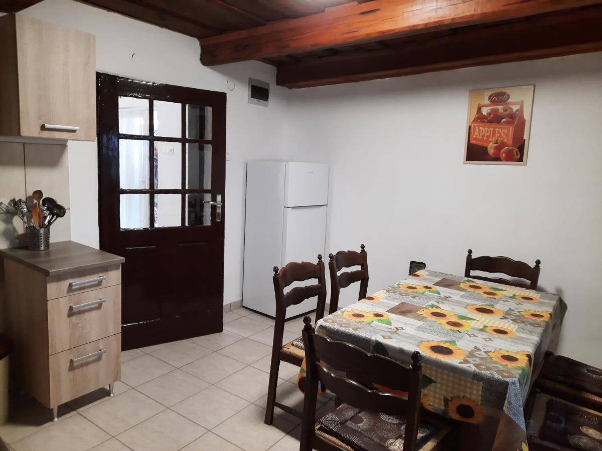 Letti Vendeghaz Holiday home *